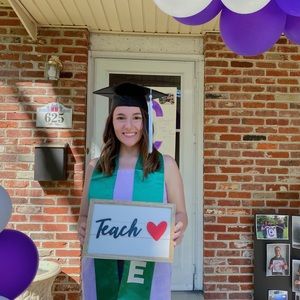 Meet your Posher, Emily